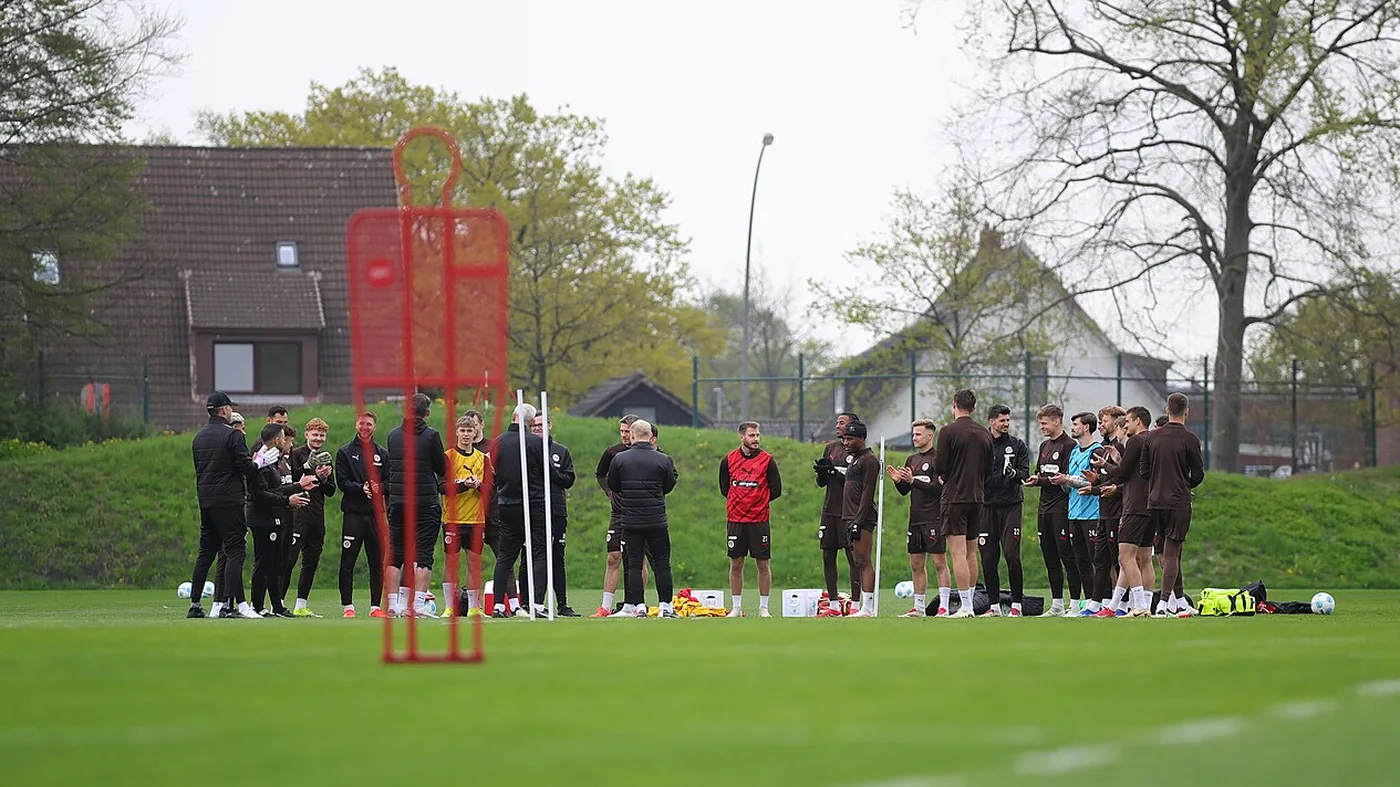 How Australian Footballers Get to Europe: The Transfer Pathway Explained