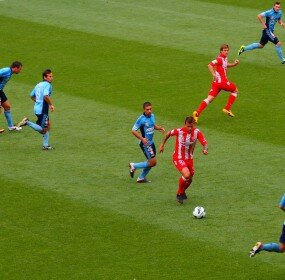 Nick Kalmar v Sydney.