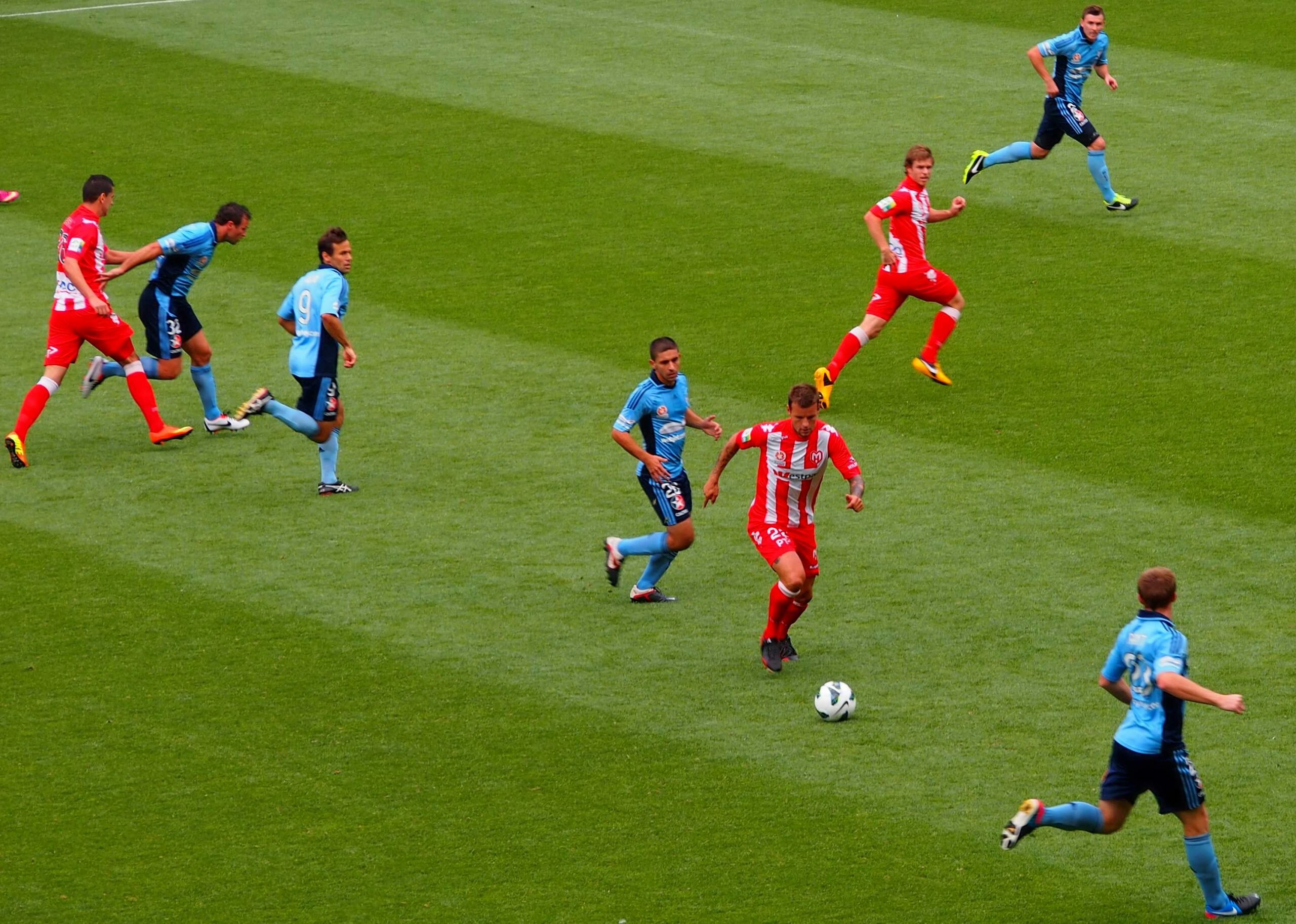 Heart demolish Sydney, del Piero, Neill, Emerton and all